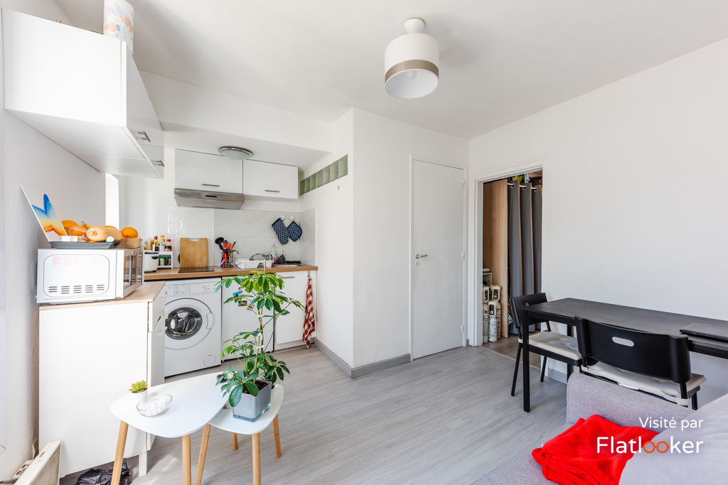 Location d'un T2 à Pierre et Marie Curie 94200 IvrysurSeine Location d'un T2 à Pierre et Marie Curie 94200 IvrysurSeine